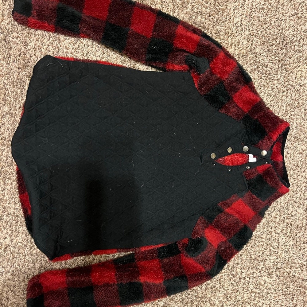 Quarter zip pullover